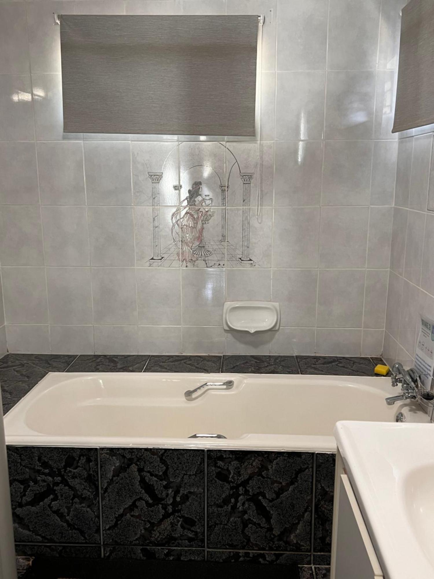 2 Op Terblanche Guesthouse Boksburg Eksteriør bilde