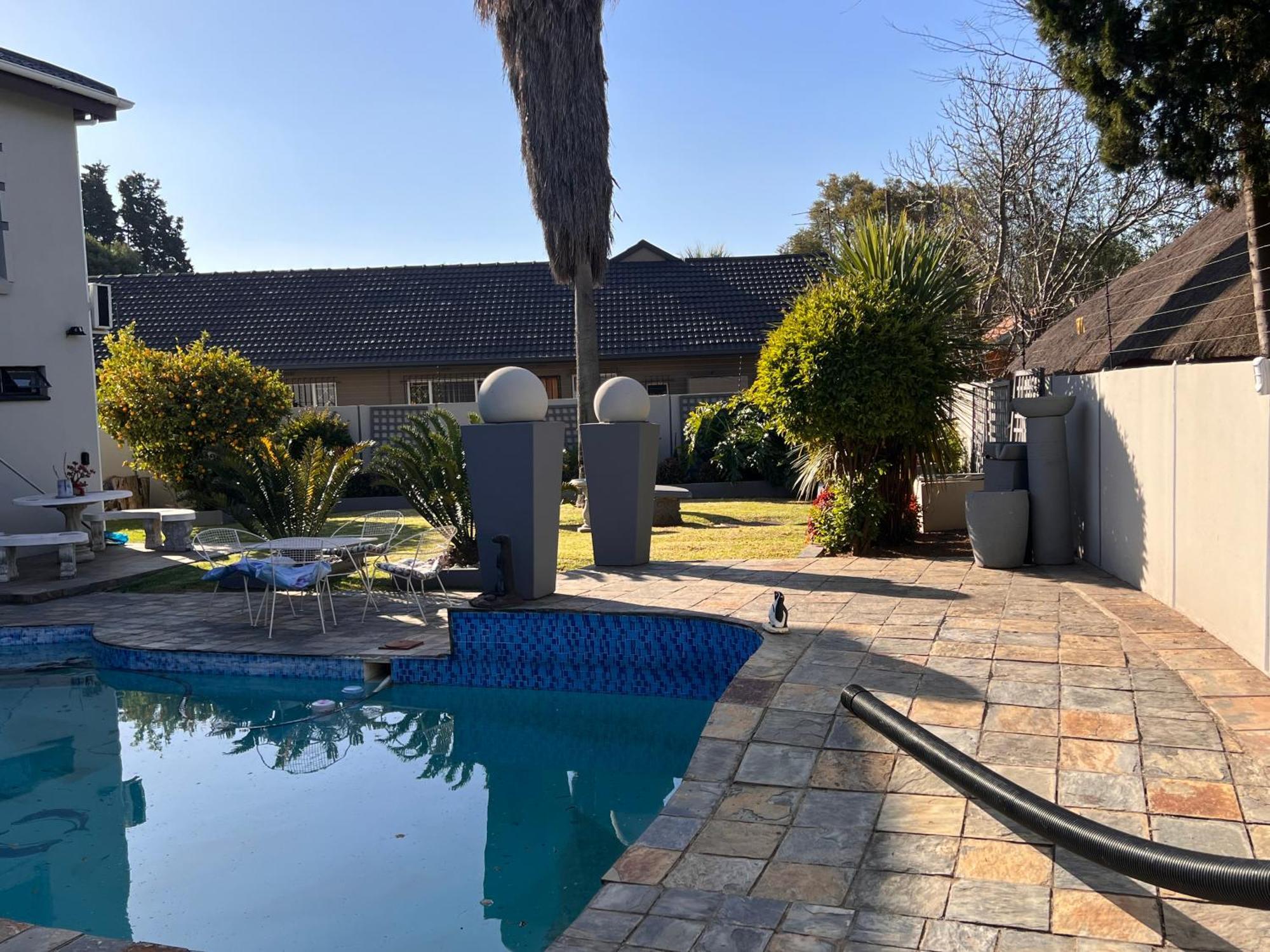 2 Op Terblanche Guesthouse Boksburg Eksteriør bilde